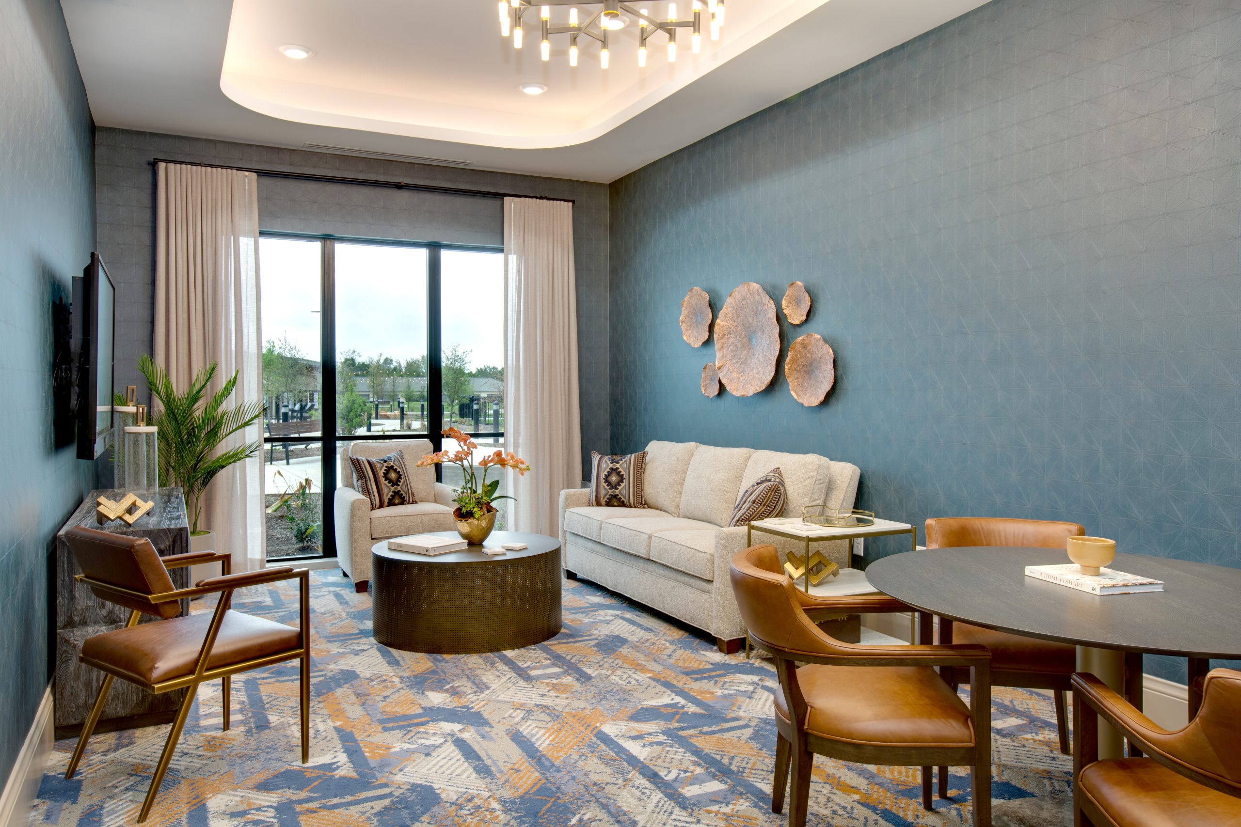 Living room at Touchmark at Georgetown